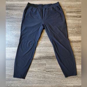 Lululemon yoga pants